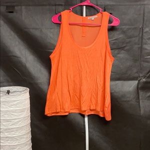 🌸Orange tank top